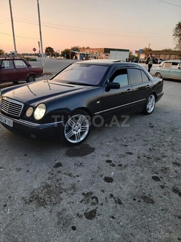 Mercedes E 280 1997, 402,000 km - 2.8 л - Bakı