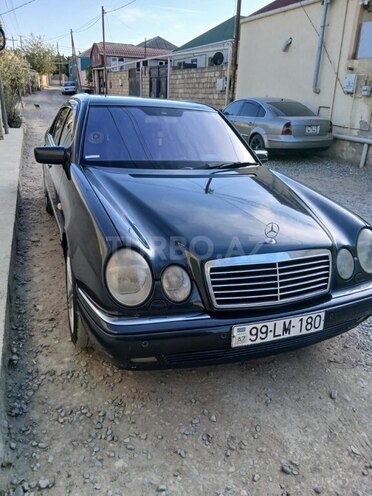 Mercedes E 280 1997, 402,000 km - 2.8 л - Bakı