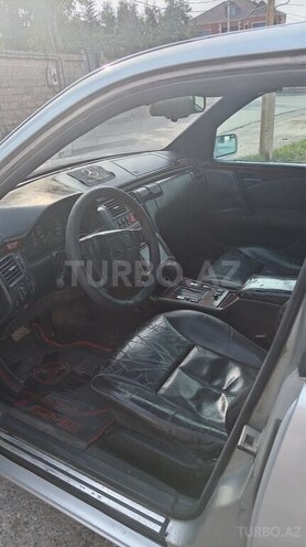 Mercedes E 300 1995, 251,644 km - 3.0 l - Bakı