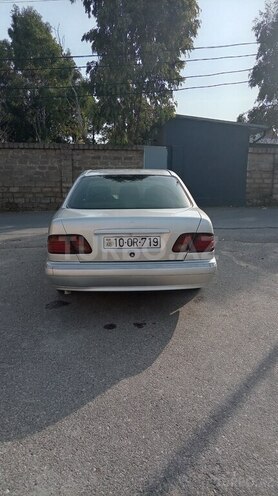 Mercedes E 300 1995, 251,644 km - 3.0 l - Bakı