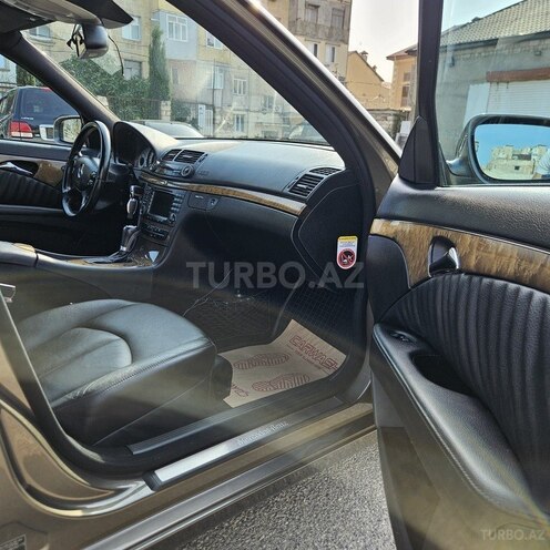Mercedes E 230 2007, 290,500 km - 2.5 л - Bakı