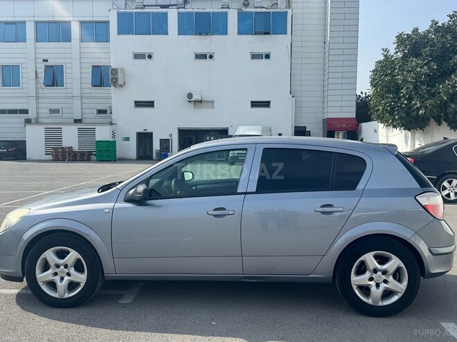 Opel Astra 2006, 290,000 km - 1.3 l - Bakı