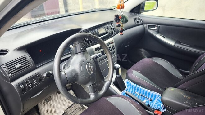 Toyota Corolla 2005, 240,227 km - 1.4 л - Quba