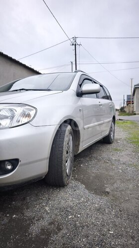 Toyota Corolla 2005, 240,227 km - 1.4 л - Quba