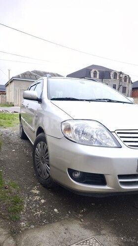 Toyota Corolla 2005, 240,227 km - 1.4 л - Quba