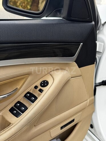 BMW 528 2013, 235,000 km - 2.0 l - Bakı