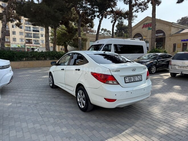 Hyundai Accent 2012, 285,000 km - 1.4 l - Bakı