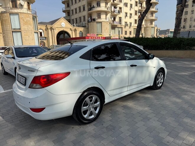 Hyundai Accent 2012, 285,000 km - 1.4 l - Bakı