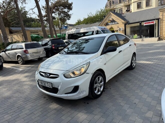 Hyundai Accent 2012, 285,000 km - 1.4 l - Bakı