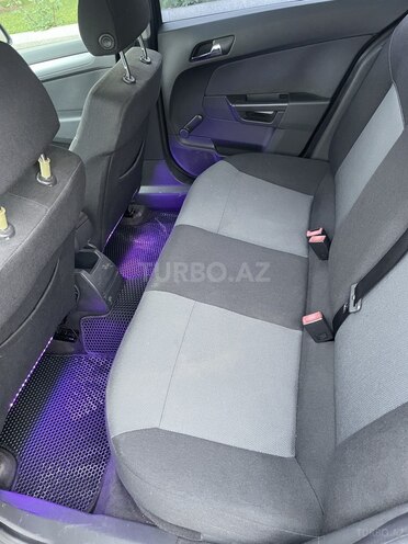 Opel Astra 2006, 211,000 km - 1.4 l - Gəncə