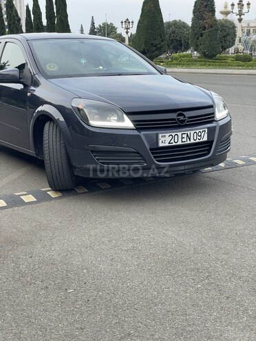 Opel Astra 2006, 211,000 km - 1.4 l - Gəncə