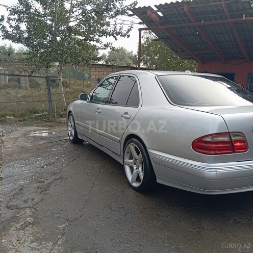 Mercedes E 240 1999, 250,000 km - 2.4 l - İmişli