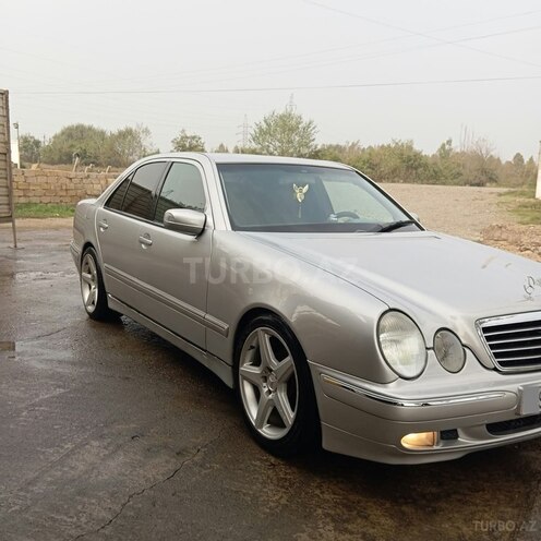 Mercedes E 240 1999, 250,000 km - 2.4 l - İmişli
