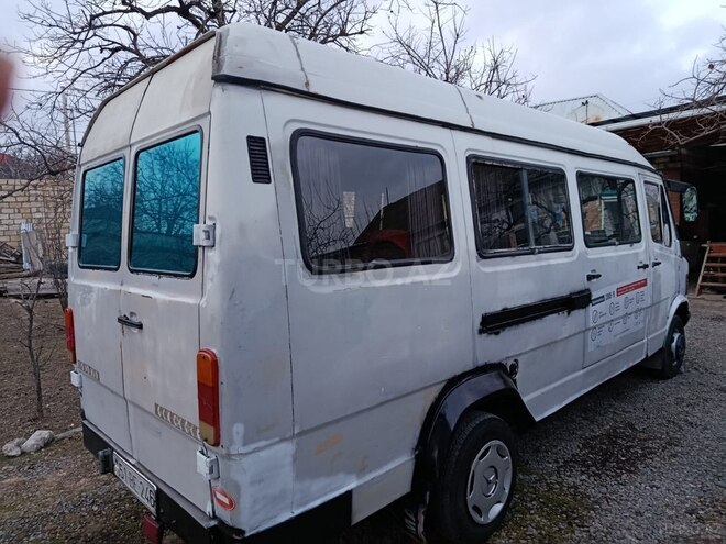 Mercedes 410 D 1990, 256,898 km - 2.8 л - Samux