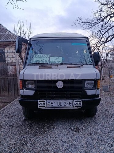 Mercedes 410 D 1990, 256,898 km - 2.8 л - Samux