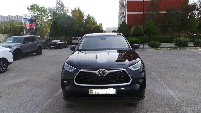 Toyota Highlander 2023, 68,820 km - 2.5 l - Bakı