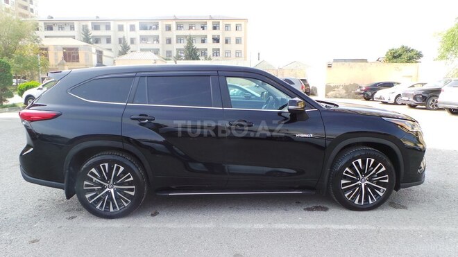 Toyota Highlander 2023, 68,820 km - 2.5 l - Bakı