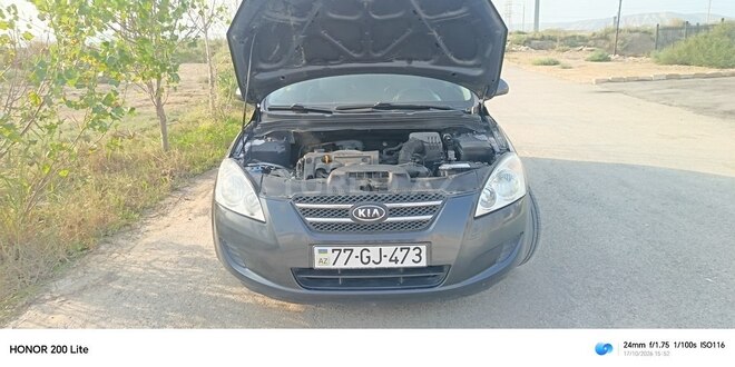 Kia  2008, 303,473 km - 1.4 l - Bakı