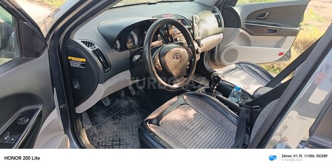 Kia  2008, 303,473 km - 1.4 l - Bakı