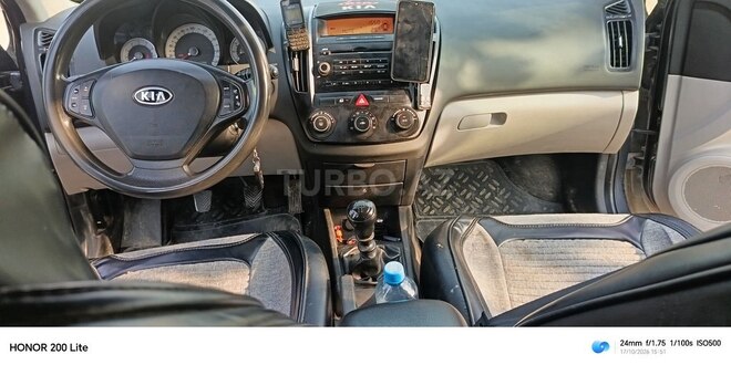 Kia  2008, 303,473 km - 1.4 l - Bakı