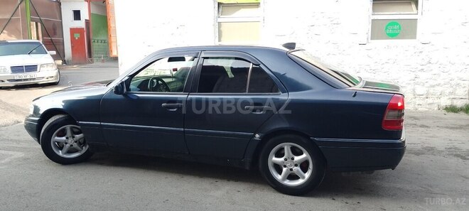 Mercedes C 230 1995, 407,000 km - 2.3 l - Şəki