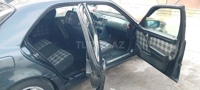 Mercedes C 230 1995, 407,000 km - 2.3 l - Şəki