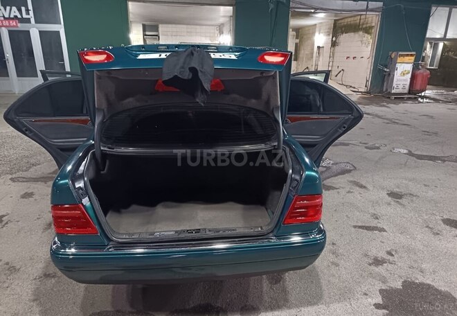 Mercedes E 240 1998, 423,112 km - 2.4 l - Bakı
