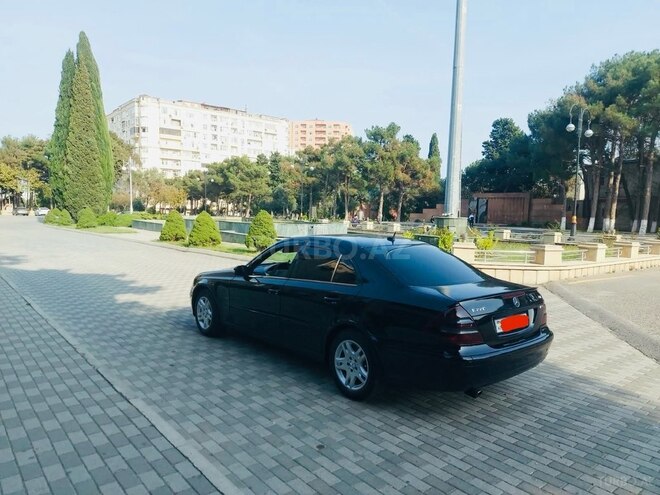 Mercedes E 220 2005, 273,000 km - 2.2 л - Bakı