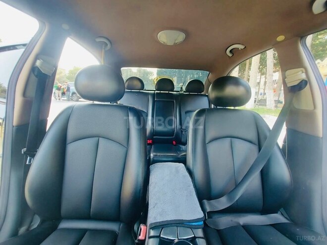 Mercedes E 220 2005, 273,000 km - 2.2 л - Bakı