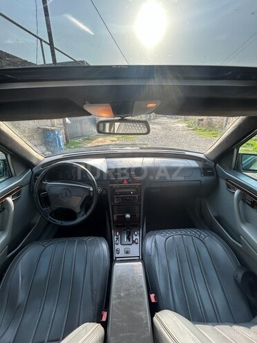 Mercedes C 220 1996, 250,000 km - 2.2 л - Bakı