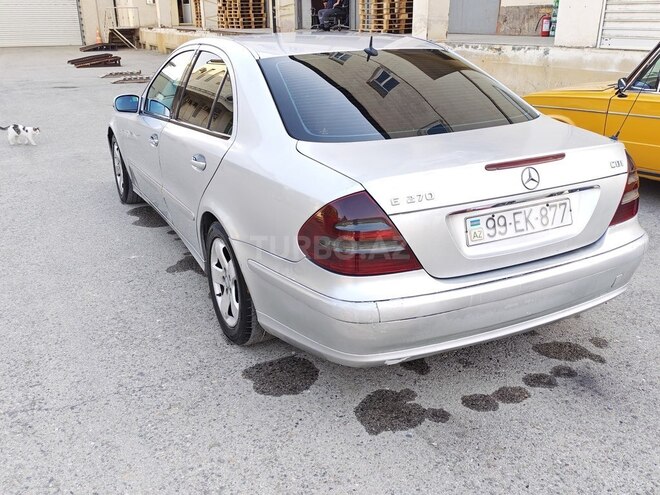 Mercedes E 270 2002, 301,000 km - 2.7 l - Bakı