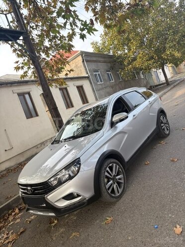 LADA (VAZ)  2018, 130,000 km - 1.8 l - Şamaxı