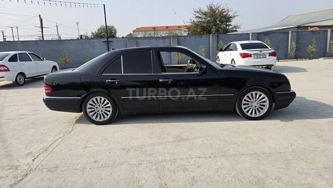 Mercedes E 320 1998, 332,233 km - 3.2 l - Hacıqabul