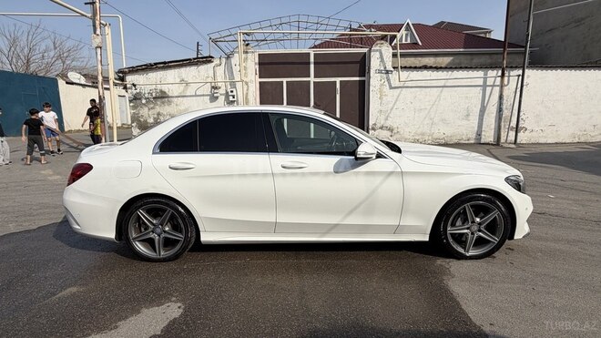 Mercedes C 200 2015, 147,582 km - 2.0 l - Bakı