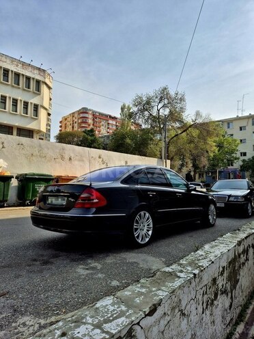 Mercedes E 320 2002, 289,721 km - 3.2 l - Bakı