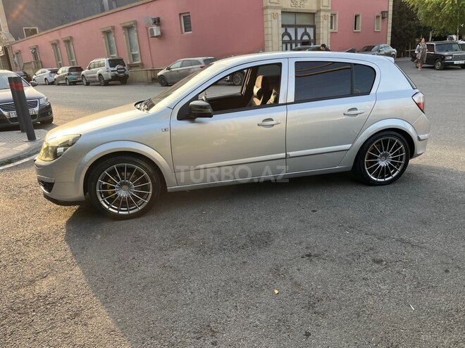 Opel Astra 2004, 256,437 km - 1.4 l - Bakı