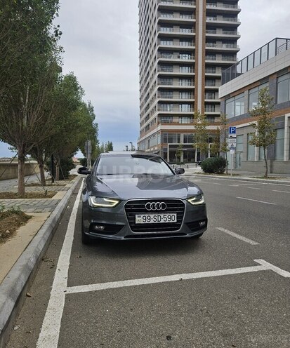 Audi A4 2013, 216,000 km - 1.8 л - Bakı