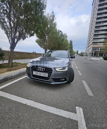 Audi A4 2013, 216,000 km - 1.8 л - Bakı