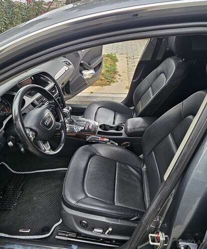 Audi A4 2013, 216,000 km - 1.8 л - Bakı