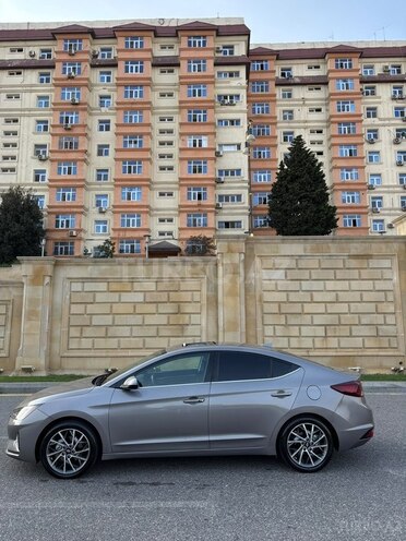 Hyundai Elantra 2019, 130,000 km - 2.0 л - Bakı
