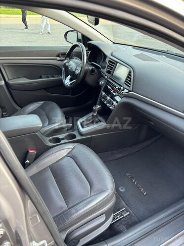 Hyundai Elantra 2019, 130,000 km - 2.0 л - Bakı