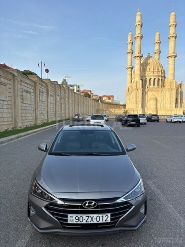 Hyundai Elantra 2019, 130,000 km - 2.0 л - Bakı