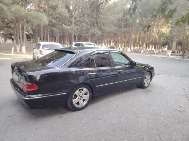 Mercedes E 270 2000, 428,646 km - 2.7 л - Sumqayıt