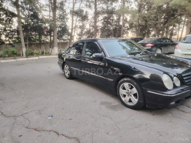 Mercedes E 270 2000, 428,646 km - 2.7 л - Sumqayıt