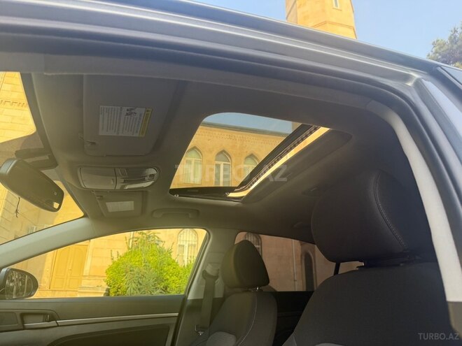 Hyundai Elantra 2017, 85,000 km - 2.0 l - Bakı