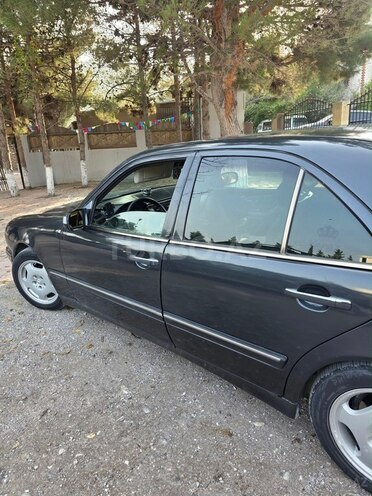 Mercedes E 320 1995, 393,000 km - 3.2 л - Bakı