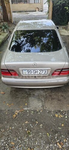 Mercedes E 240 2001, 219,144 km - 2.4 l - Şəmkir