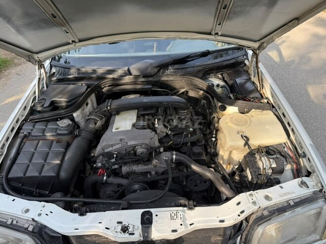 Mercedes C 230 1997, 285,550 km - 2.3 л - Bakı