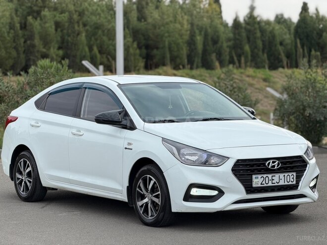 Hyundai Solaris 2017, 296,000 km - 1.6 l - Gəncə