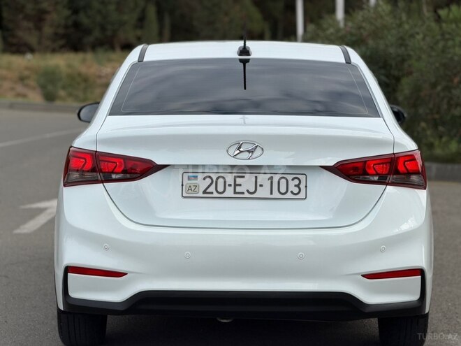 Hyundai Solaris 2017, 296,000 km - 1.6 l - Gəncə